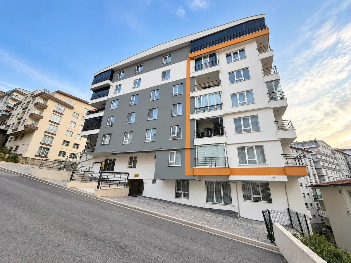 KÜÇÜK KAYAŞ MAHALLESİ MANZARALI 3+1 SATILIK DAİRE
