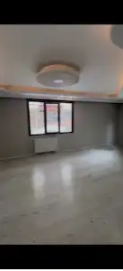 REMAX’TAN AİLE APARTMANINDA 2+1 KAPALI MUTFAKLI YENİ DAİRE