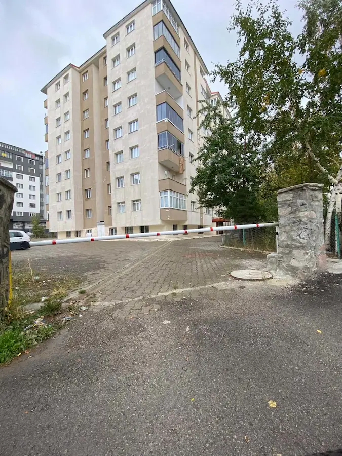 REMAX ARTIS'DEN KAYAKYOLU'NDA SATILIK 4+1 DAIRE
