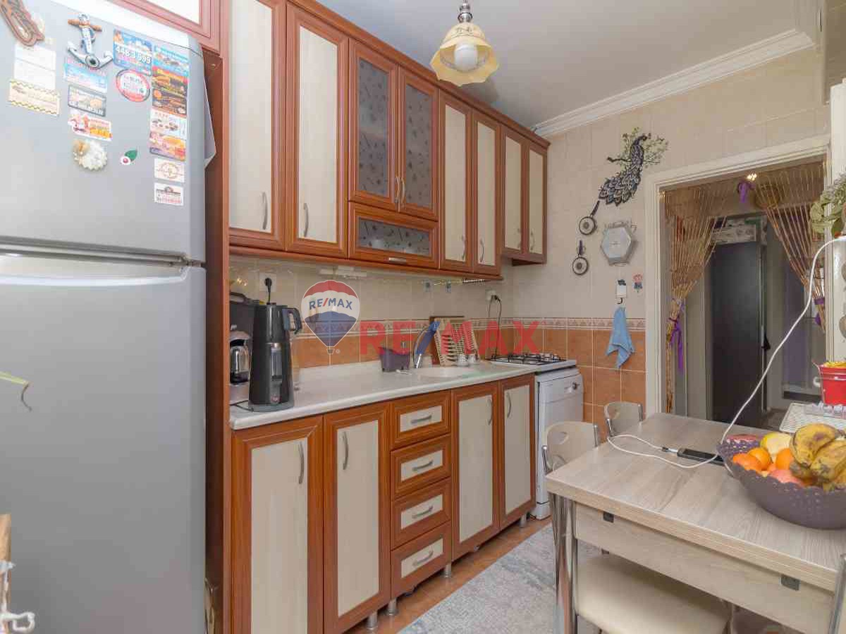 BUCA GÜVEN MAHALLESI'NDE SATILIK 2+1 DAIRE