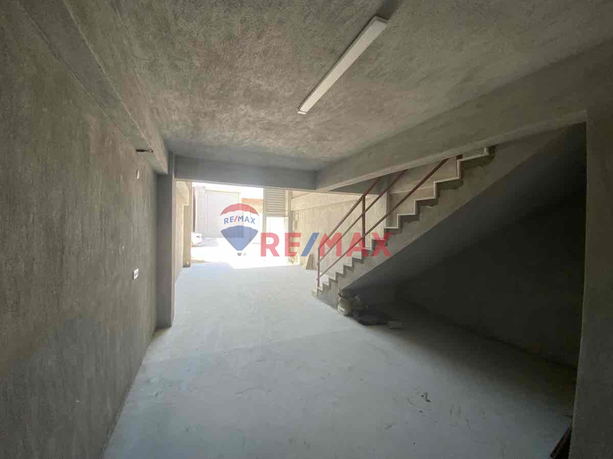 TORBALI ATATÜRK SANAYİ SİTESİNDE KİRALIK SIFIR DÜKKAN