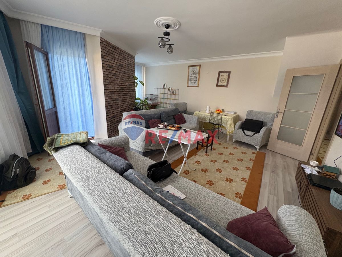 SANCAKTEPE EYÜPSULTAN MAH SATILIK ÜSTDUBLEKS