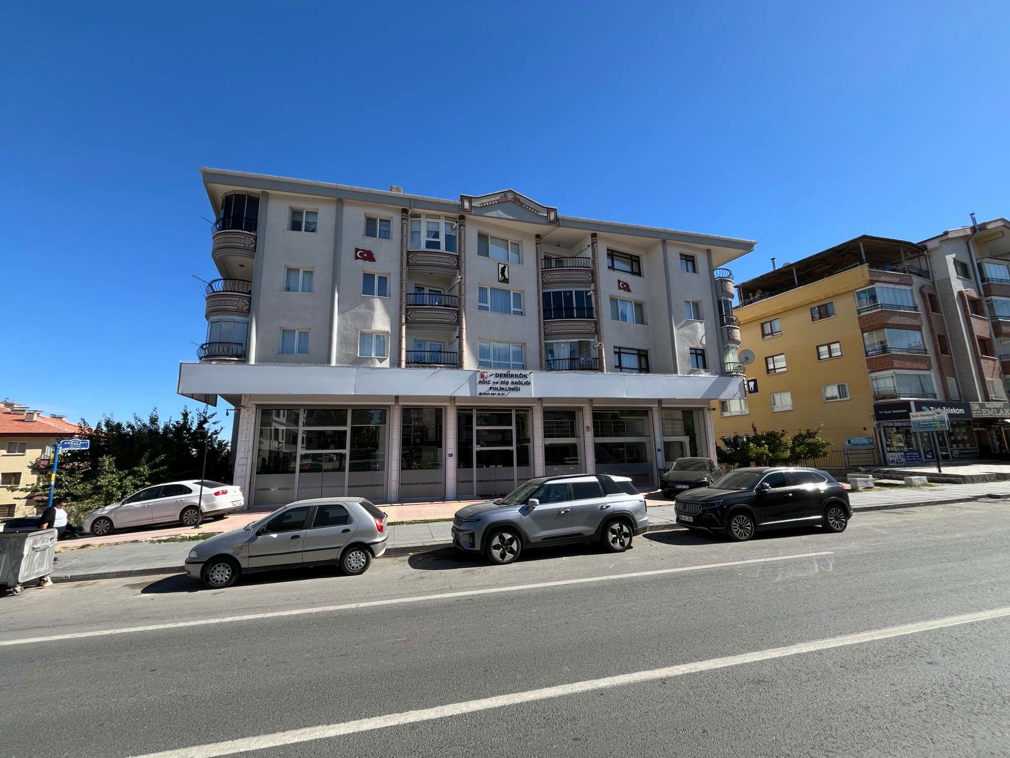 MAMAK AKŞEMSETTIN MAH. DOĞUKENT BULVAR ÜZERI 3+1 SATILIK DAIRE 