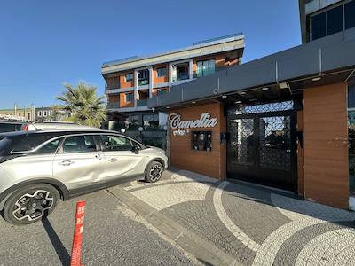 CAMELLİA 2 EVLERİ SATILIK ARA KAT GENİŞ 3+1