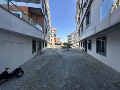 CAMELLİA 2 EVLERİ SATILIK ARA KAT GENİŞ 3+1