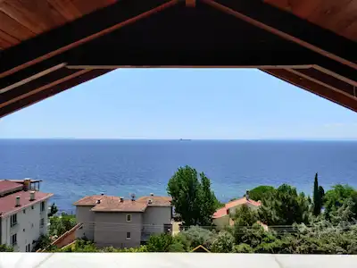 DENİZE 100 MT | EMSALSİZ DENİZ MANZARALI | 2 PARSEL | 430 M² ARSA | MÜSTAKİL 3 KATLI EV