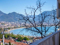 ALANYA KALESİNDE SATILIK BİNA VE DÜKKAN