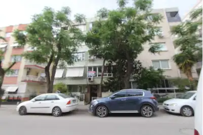 KARŞIYAKA LATİFE HANIM SOKAKTA ÇİFT CEPHELİ 3+1 SATILIK DAİRE