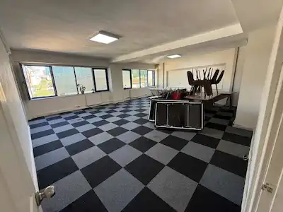 ŞİŞLİ MECİDİYEKÖY CADDE ÜSTÜ PLAZA KATI 5+1 EŞYALI KİRALIK OFİS