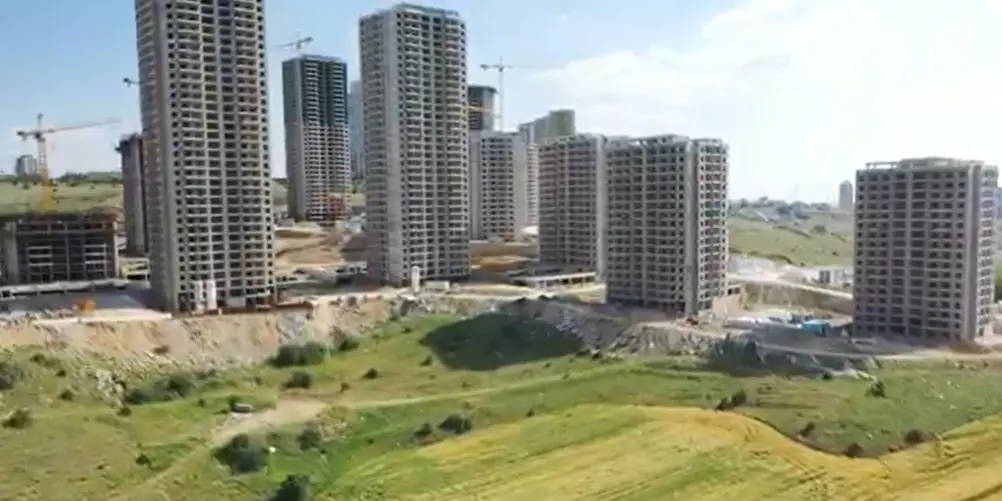 YDA AKÇALI BEYTEPE KONUTLARI'NDA SATILIK 4+1 DAİRE HİSSESİ