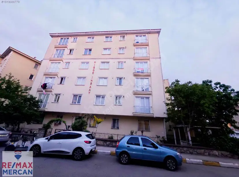 PENDIK YAYALAR'DA EMİNEVİM SİSTEMİNE UYGUN İSKANLI 2+1 SATILIK