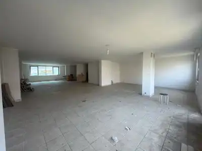 ÇAĞLAYAN ADLIYESI’NE YÜRÜME MESAFESINDE NET 163 M² KİRALIK PRESTIJLI OFIS