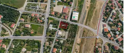 REMAX DEM'DEN KAVAKYOLU MEVKİNDE 3 KAT İMARLI SATILIK ARSA