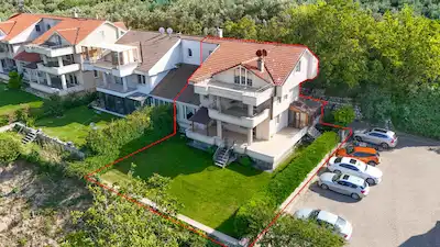 REMAX AREA DAN HAVUZ, BAHÇE EŞYALI SATILIK DENIZ MANZARALI VILLA