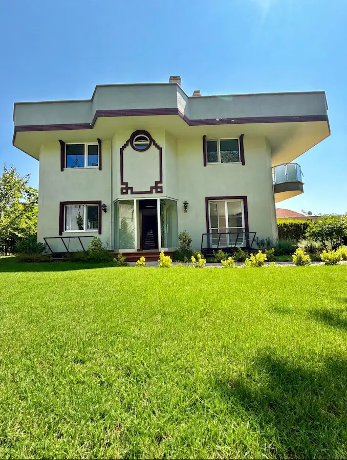 PENDIK ÇAMLIK ASUDE KONAKLARI 8 + 1 SATILIK SITE IÇINDE VILLA