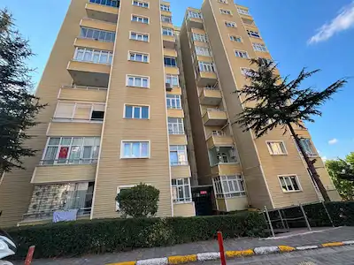 YENİŞEHİR MAHALLESİ HAKİŞ 1 SİTESİ KİRALIK BOŞ 3+1 DAİRE...