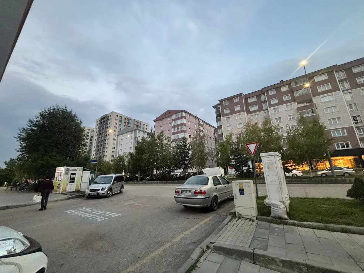 REMAX ARTIS'DEN YILDIZKENT'TE SATILIK 3+1 DAIRE