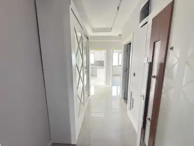 DENİZ MANZARALI, EBEVEYN BANYOLU, YERDEN ISITMALI SIFIR 2+1