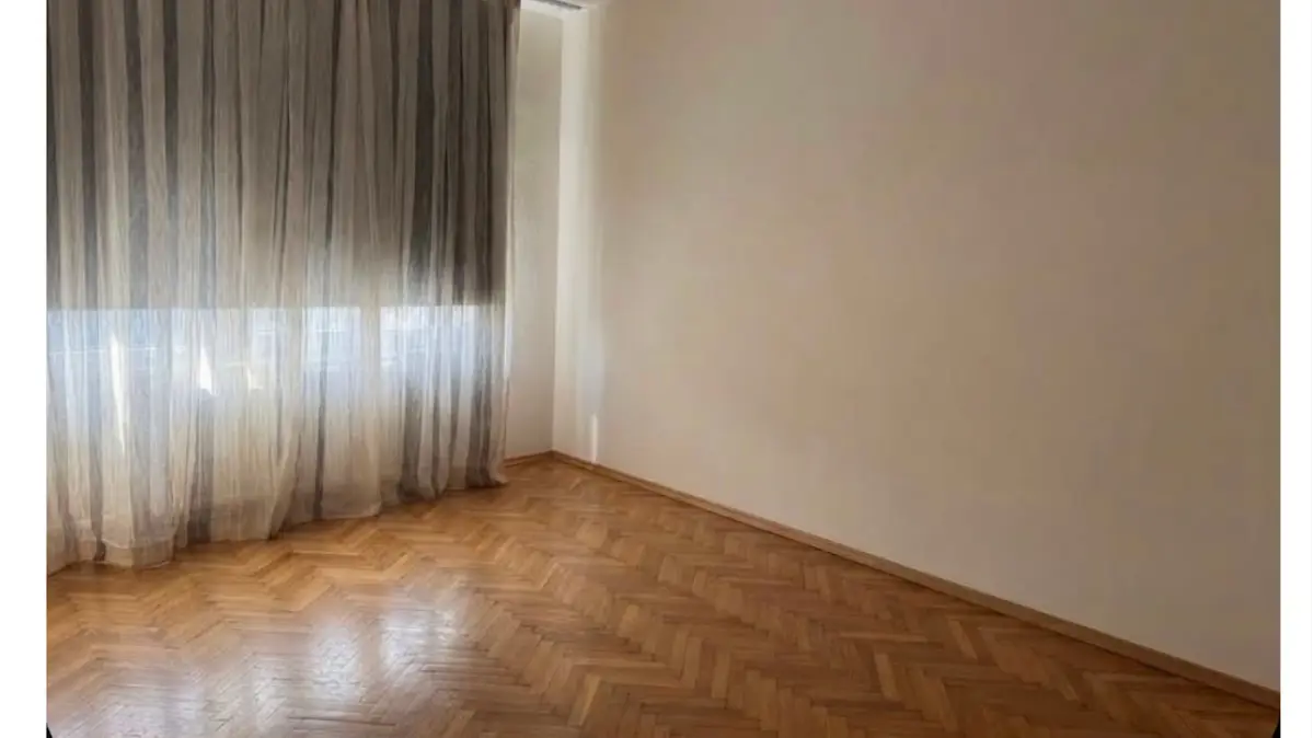 ODUNPAZARI’NDA 3+1 | 135 M² NET | YÜKSEK GİRİŞ | BALKONLU, DOĞALGAZ KOMBİLİ SATILIK DAİRE
