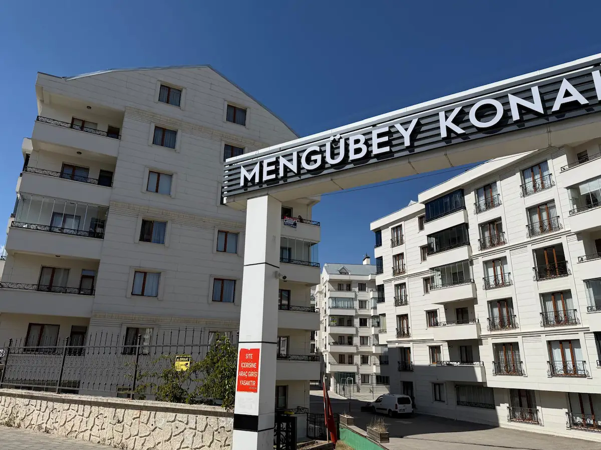 REMAX İLKE'DEN YILDIZKENT MENGÜBEY KON. 3+1 SATILIK DAİRE