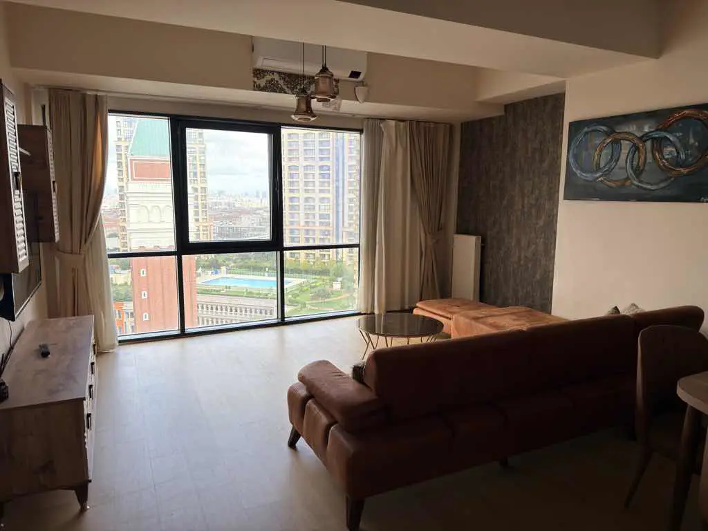 GAZİOSMANPAŞA’DA 10. KAT EŞYALI 1+1 KİRALIK DAİRE | BALKONLU, MERKEZİ ISITMA