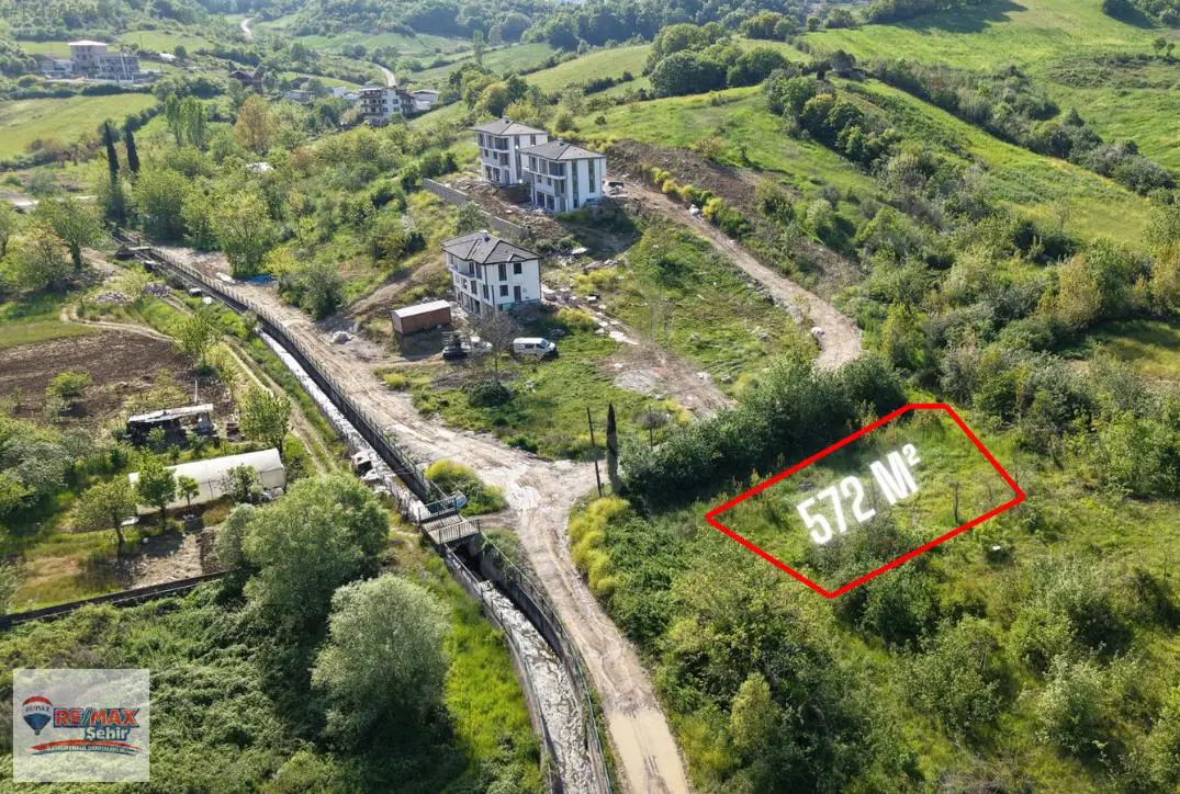 REMAX ŞEHİR YALOVA TERMAL YENİMAHALLE SATILIK 572 M² PARSEL