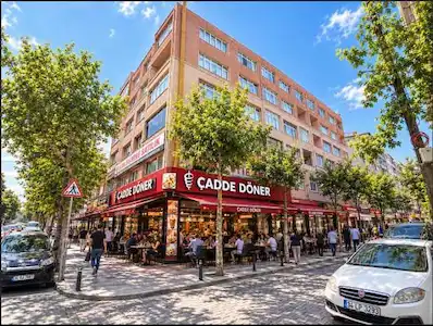 SULTAN MURAT CADDESİ EN PRESTİJLİ NOKTASINDA 75 M²SATILIK DÜKKAN