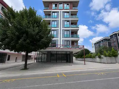 CADDE ÜZERİ KDV AVANTAJLI DEPOLU 435 M2 KİRALIK DÜKKAN