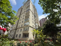 YAŞAM VADISI VE E5 YÜRÜME MESAFESINDE SATILIK 3+1 TEMİZ DAİRE