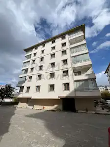 RE/MAX LACIVERT'TEN DOĞUŞEHIR'DE SATILIK 4+1 DAIRE