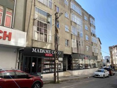 PENDIK KAVAKPINAR’DA KURUMSAL KIRACILI SATILIK 300 M² DÜKKAN