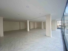 PENDIK KAVAKPINAR’DA KURUMSAL KIRACILI SATILIK 300 M² DÜKKAN