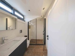 ZEKERIYAKÖYDE OTURUMA HAZIR YENI BUTIK SITEDE ÖZEL HAVUZLU MODERN SATILIK VILLALAR