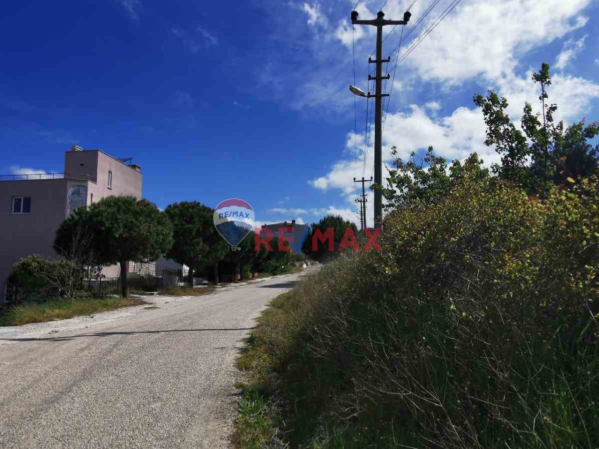 ÇANAKKALE  ERENKÖY'DE BOĞAZ MANZARALI IMARLI SATILIK ARSA