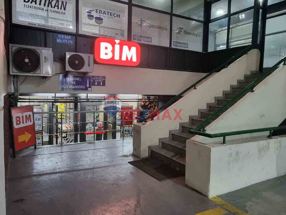YEDPA H CADDESİNDE FIRSAT 5 DÜKKAN TOPLAM 375 M2 HAZIR İŞYERİ