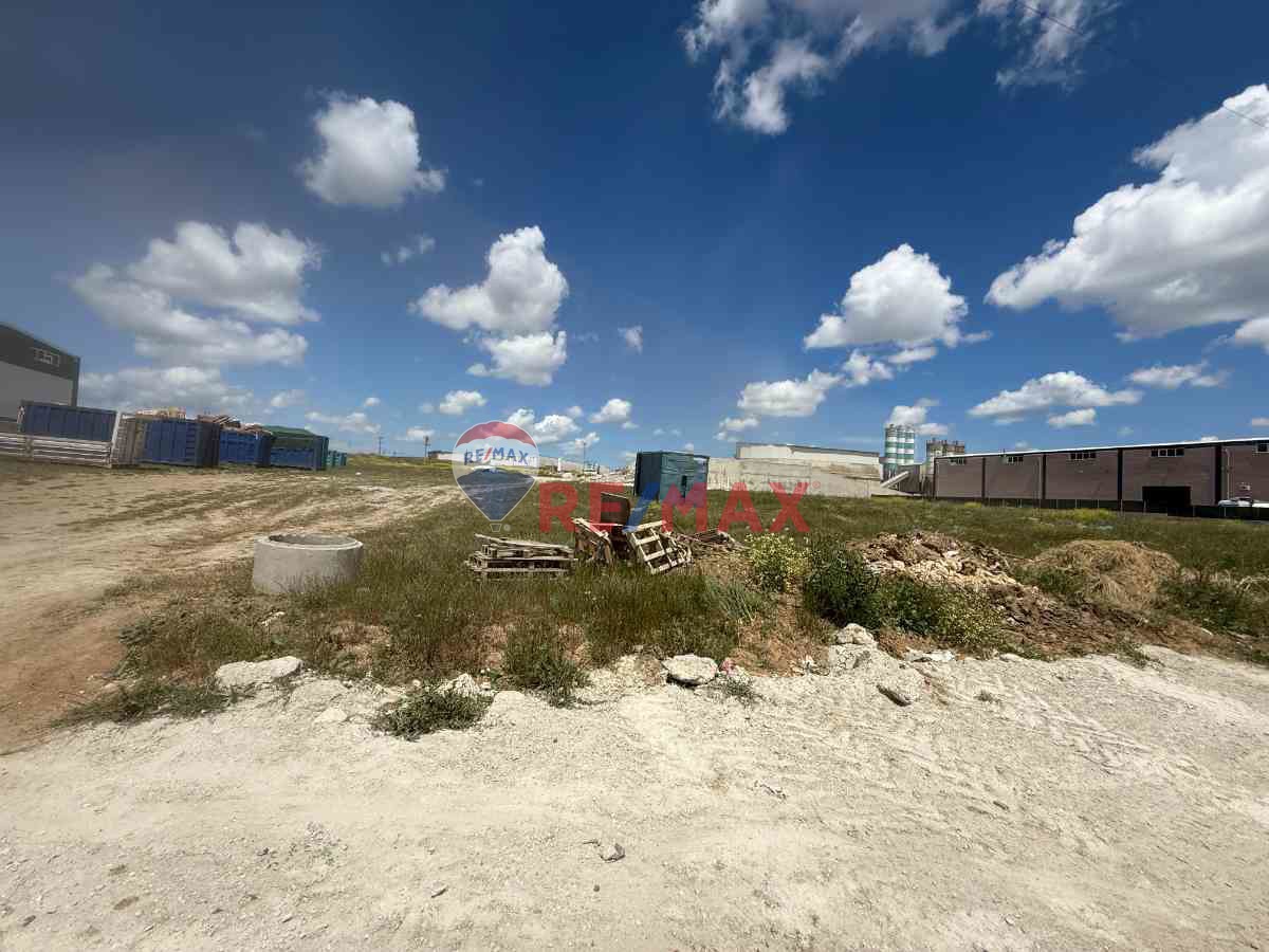 ÇERKEZKÖY KAPAKLI'DA SANAYİ İMARLI 8.400 M2 YATIRIMLIK ARSA!