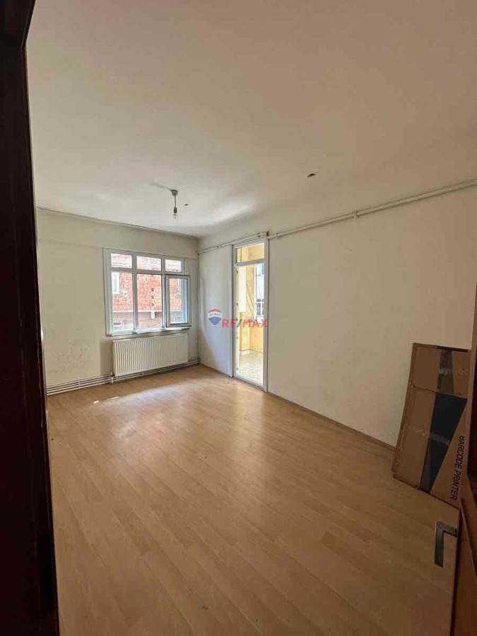 TALATPAŞA’DA KİRALIK 2+1 DAİRE