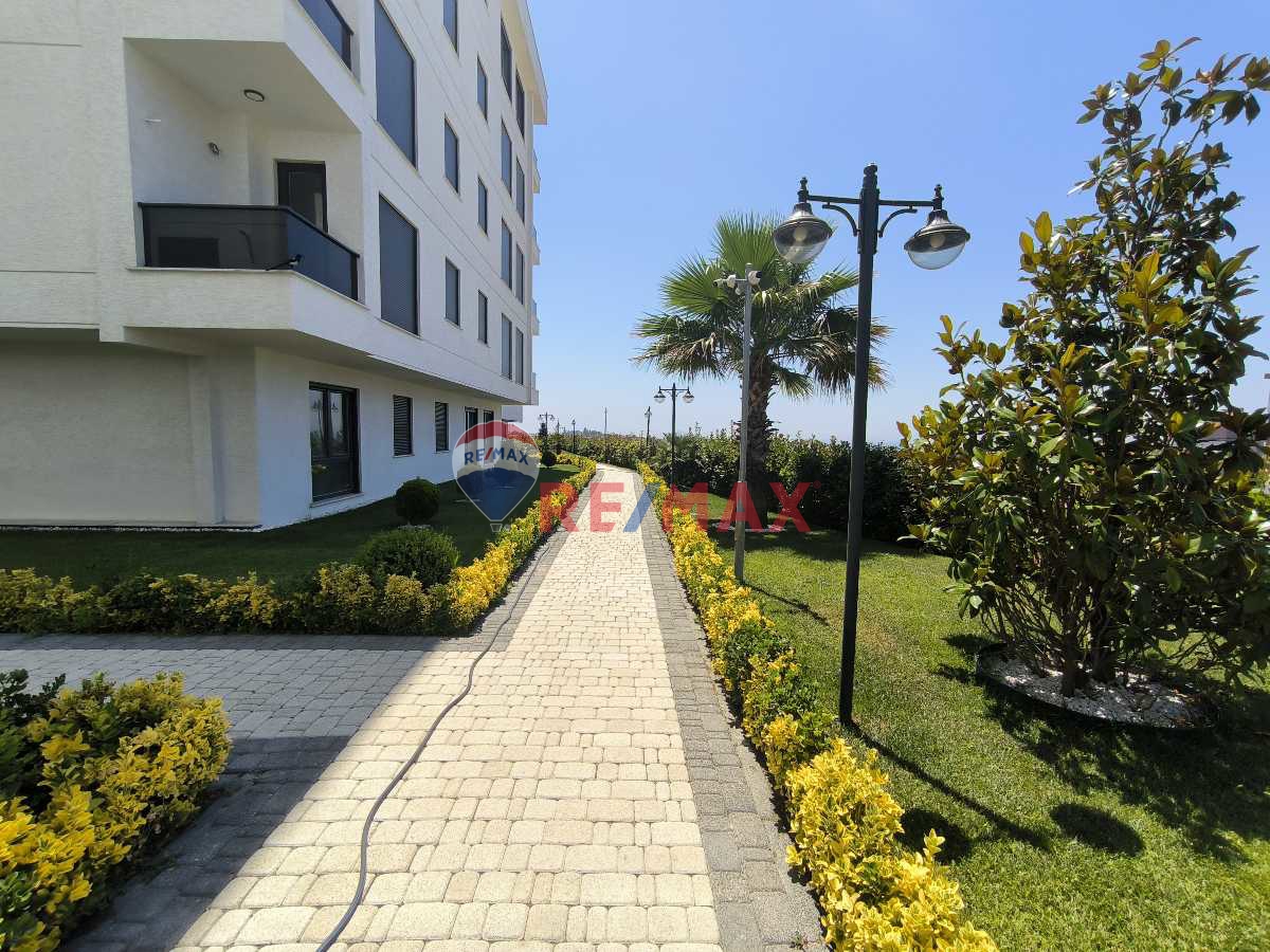 BEYLİKDÜZÜ 2+1 SIFIR SİTEİÇİ SATILIK DAİRE