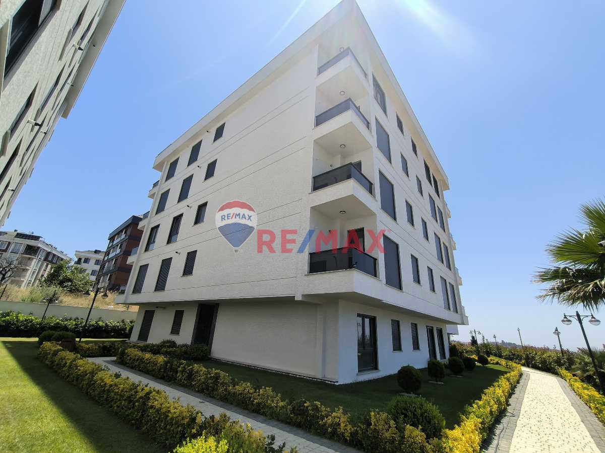 BEYLİKDÜZÜ 2+1 SIFIR SİTEİÇİ SATILIK DAİRE