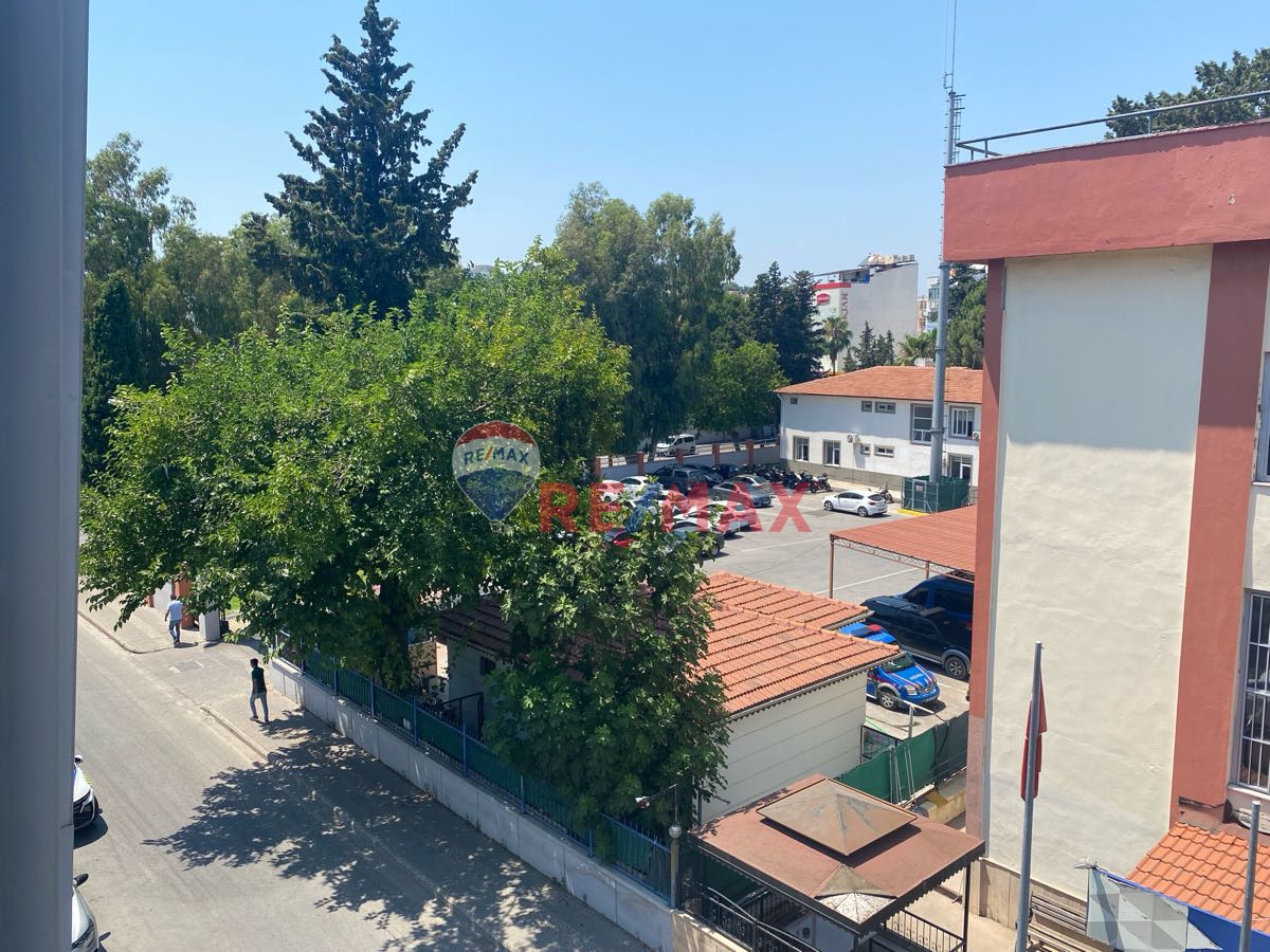 ŞEHRİN MERKEZİNDE 2+1 KİRALIK OFİS