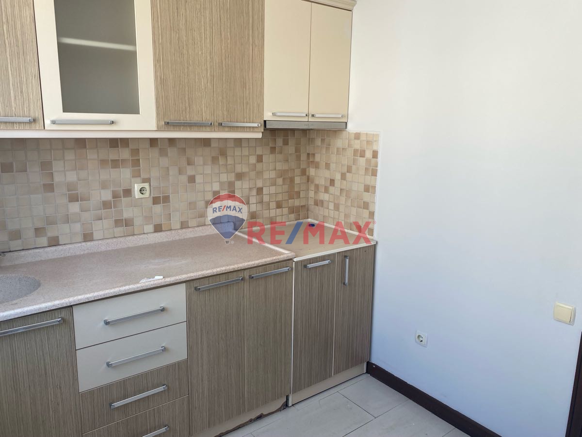 ŞEHRİN MERKEZİNDE 2+1 KİRALIK OFİS