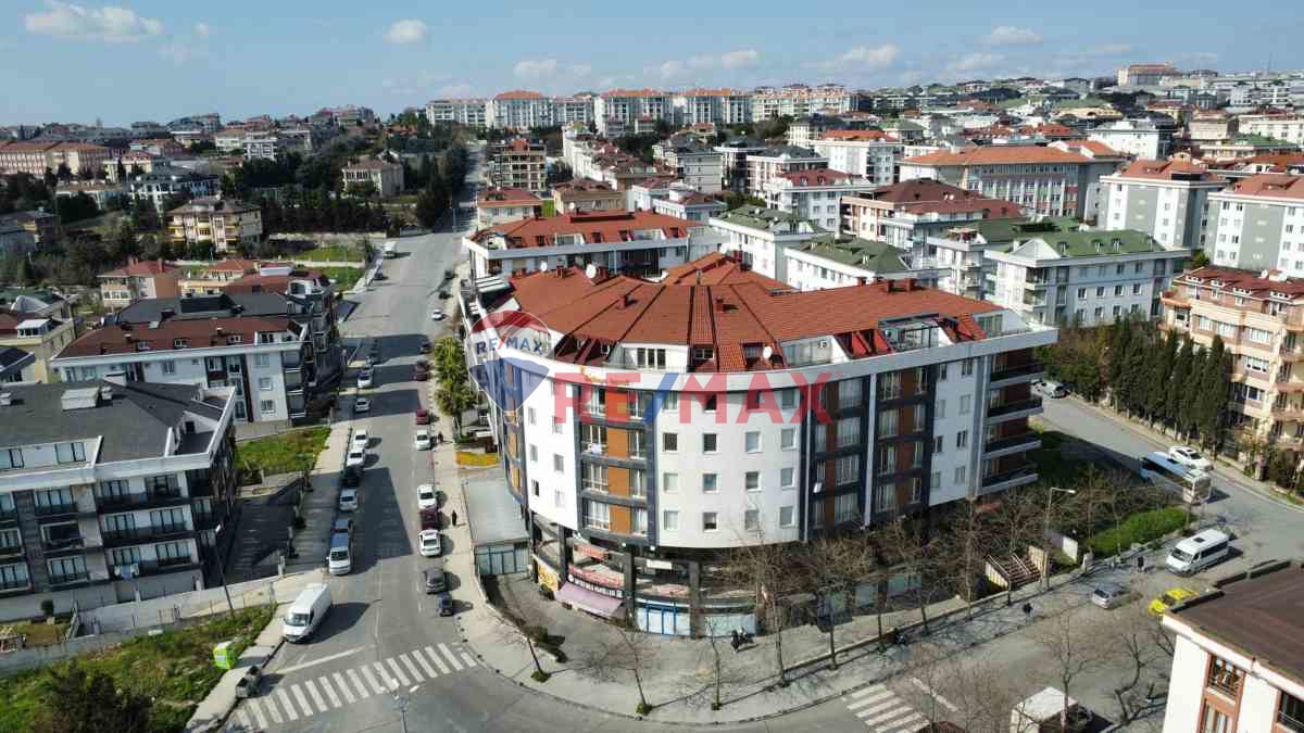 BEYLIKDUZU'NDE KIRALIK DUBLEKS