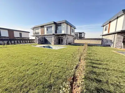 TUZLA TEPEÖREN SATILIK 4+2 VILLA ÖZEL HAVUZLU-BAHÇELİ