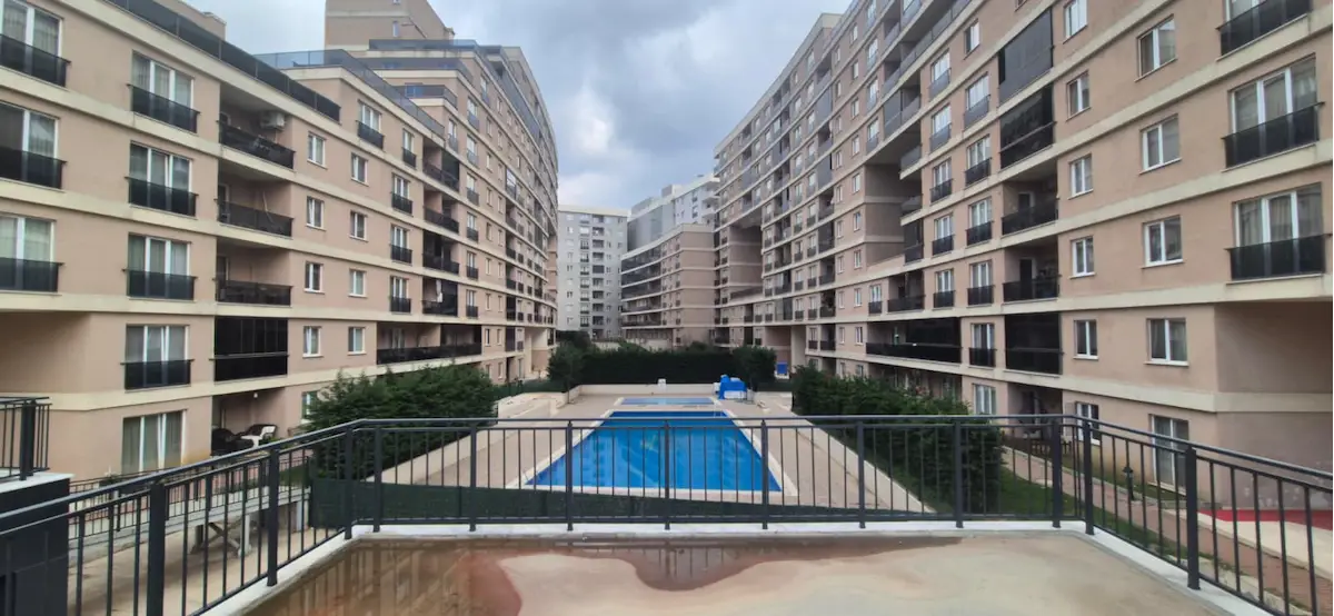 PENDİK YAYLARDA MERKEZİ KONUM'DA SELECİTVE PORT SİTESİN'DE SATILIK 2,5+1 DAİRE