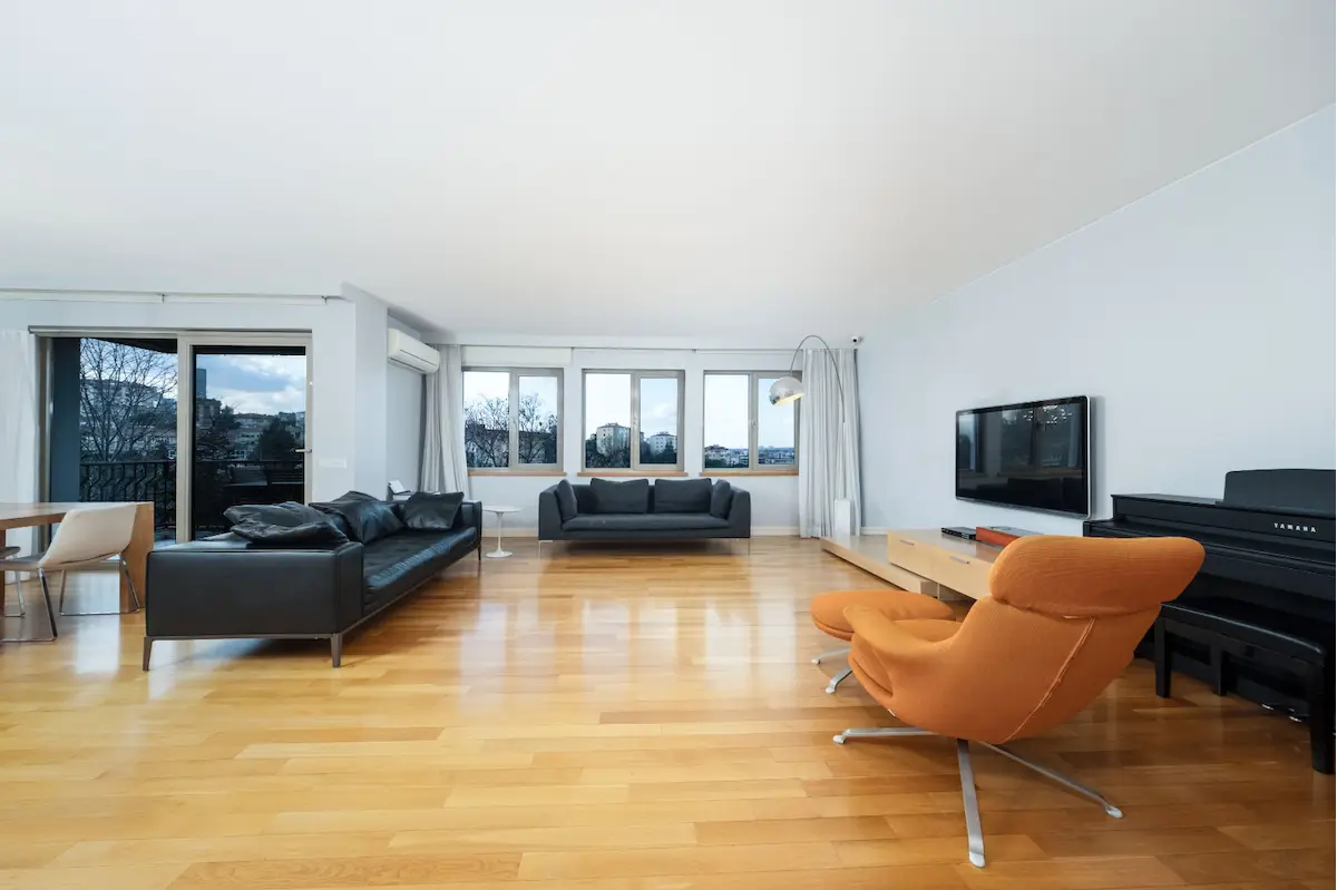 ETİLER ALKENT SİTESİNDE PARKURA BAKAN MODERN DEKORASYONLU 3+1