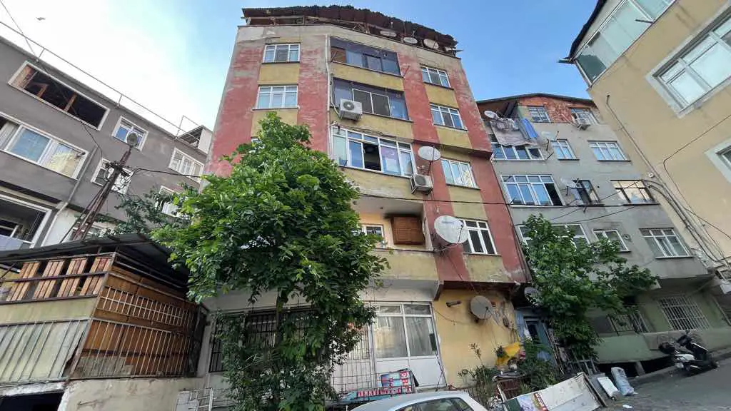 MECİDİYEKÖY’E KOMŞU GALATA DERESİ CADDESİ’NDE SATILIK DAİRE