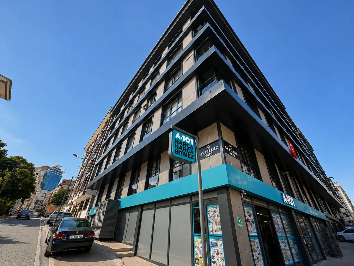 ESENYURT MEYDANA YAKIN YENİKENT MAH SIFIR DAİRE GENİŞ LÜKS 2+1 DAİRE