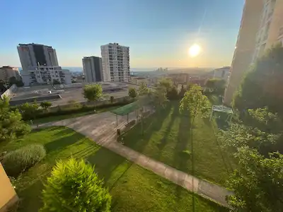 REMAX WE DİLEK'TEN NİSH ADALAR BAHÇEŞEHİR KOLEJİ ETABINDA DENİZ MANZARALI 1+1 SATILIK DAİRE 