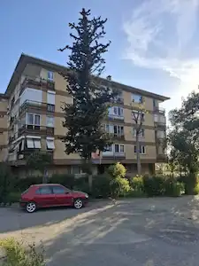 KORDONBOYU SAHİLDE SİTE İÇİ ARSA PAYI YÜKSEK SATILIK 3+1 DAİRE
