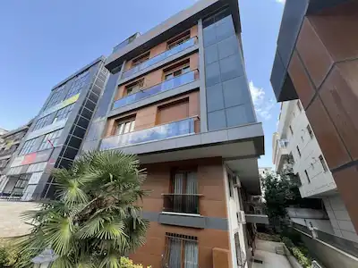 İDEALTEPEDE RIFKI TONGSİR CADDESİNDE 1+1 EŞYALI DAİRE